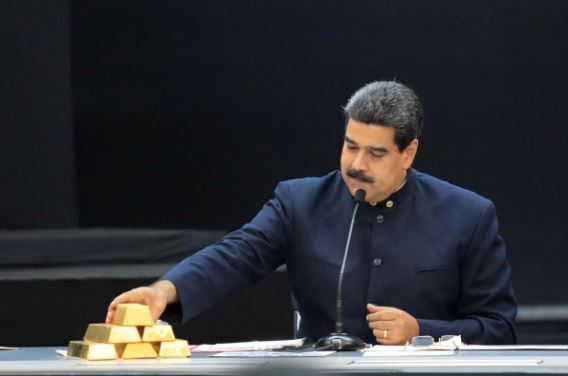 U.S. intensifies anti-Maduro push as Russia backs Venezuelan ally