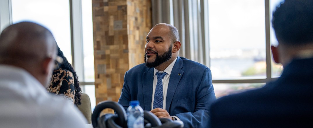 Economic Permit Processing Shows Strong Improvement in 2025, Says Minister Middelhof