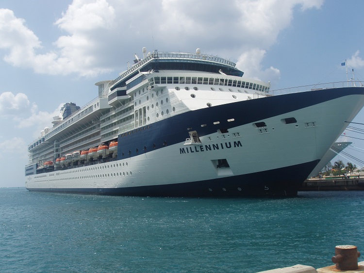 First cruise ship with tourists arrives in Curaçao on June 10