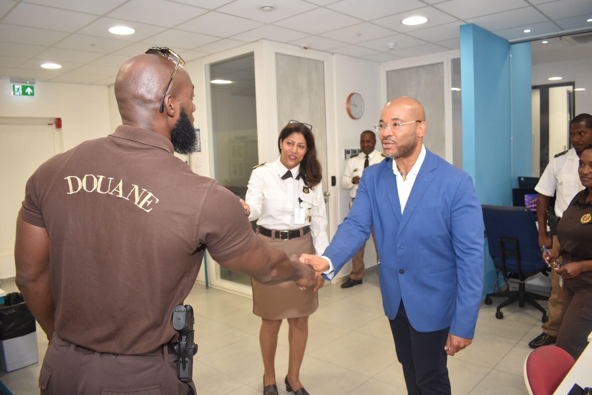 Curaçao to pursue new customs and excise law