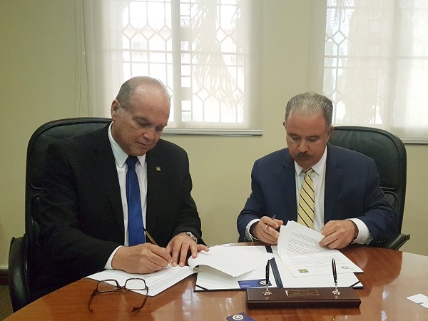 Chamber of Commerce and Industry signs MOU With Chamber Panama