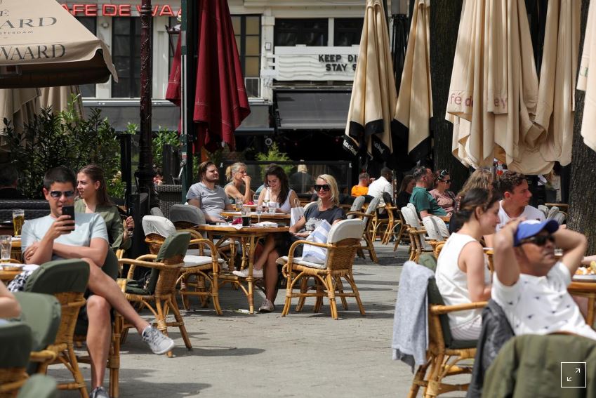 Nearly half of Dutch planning domestic vacations through August