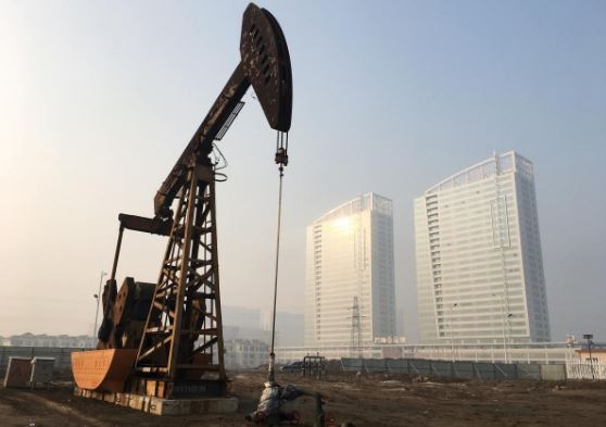 China June crude oil throughput rises to record on new plants