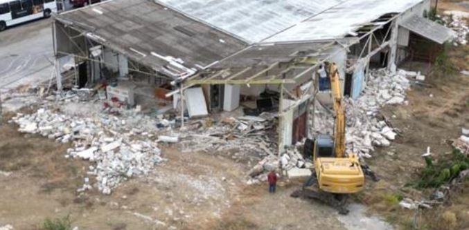 Old building make way for new shopping center