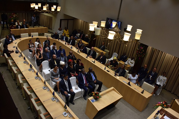 Opening of the parliamentary year without opposition