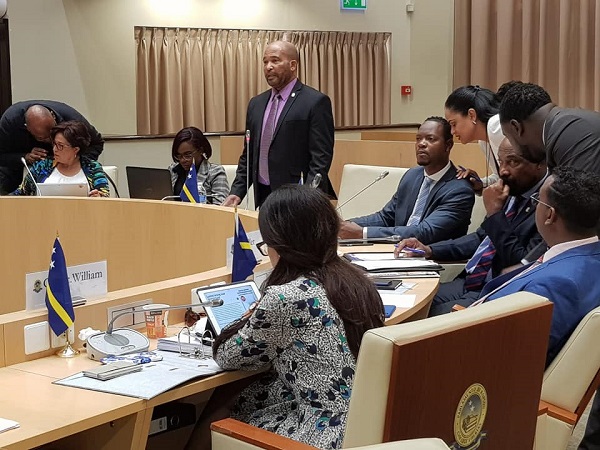 Parliament cooperates with minister on offshore transitional arrangement