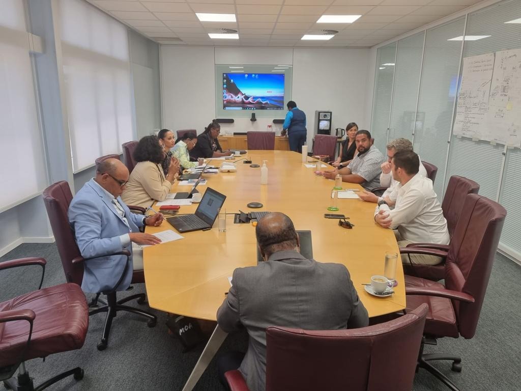 Pietersz-Janga meets with pharmacists