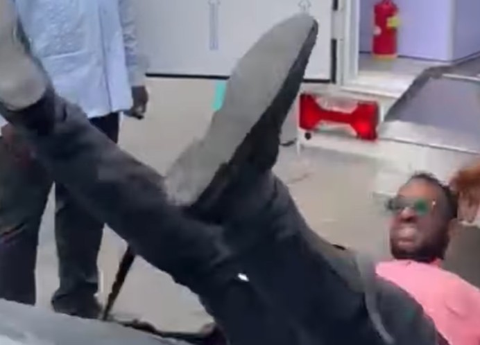 Ambulance Demonstration at Parliament Turns Chaotic After Stretcher Malfunction