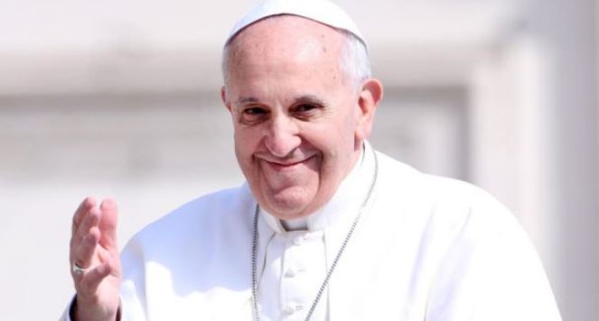 Pope calls for humanitarian corridors to protect migrants