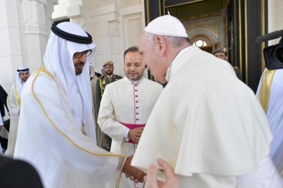 On historic trip, pope meets UAE leaders, gets royal welcome