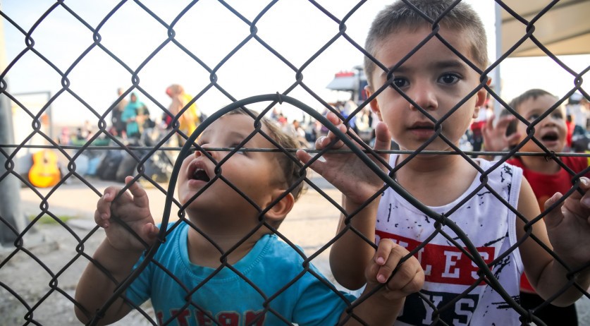 Hundreds of kids growing up without parents due to new asylum policy