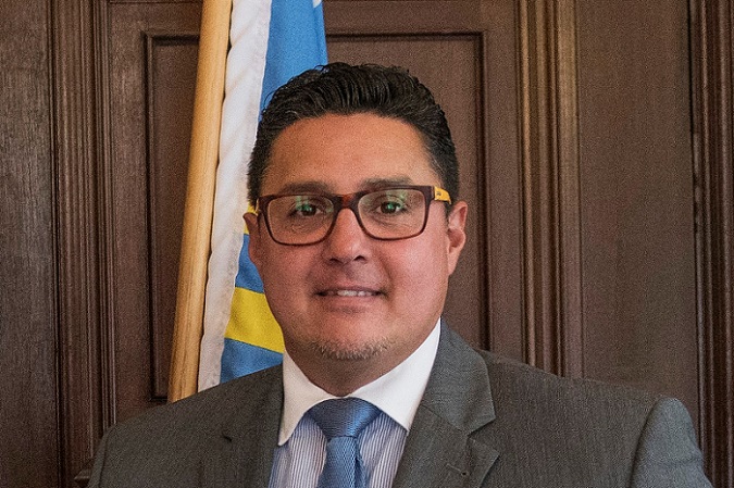 Prime Minister Wever-Croes reports fraud at Aruba House