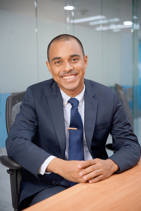 Sint Maarten MP seeks answers from banks on opening, closure of accounts