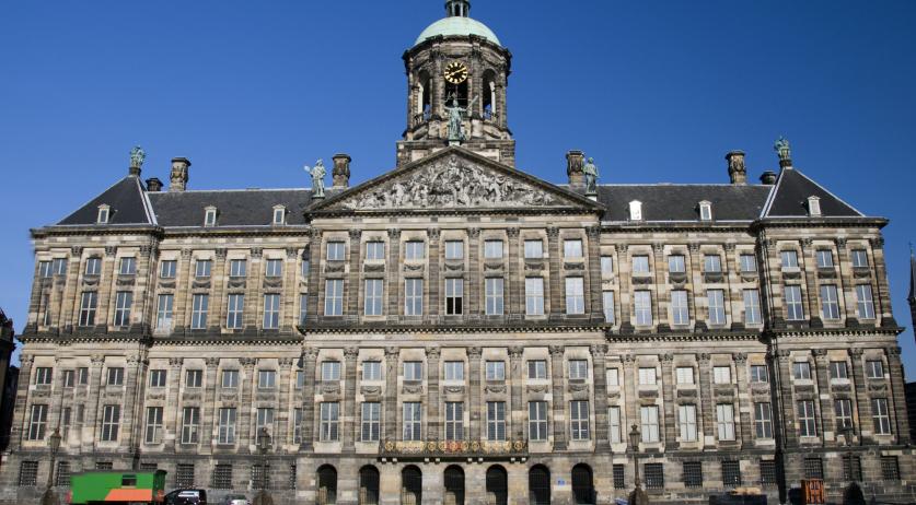 Palace on Dam Square in Amsterdam defaced with red paint by Pro-Palestine activists