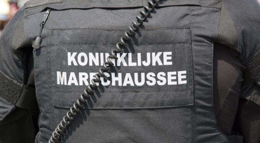 Bomb threat prompts aircraft evacuation at Schiphol; One arrested