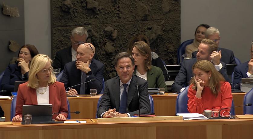 Dutch government crisis: Coalition leaders to discuss election landslide tonight
