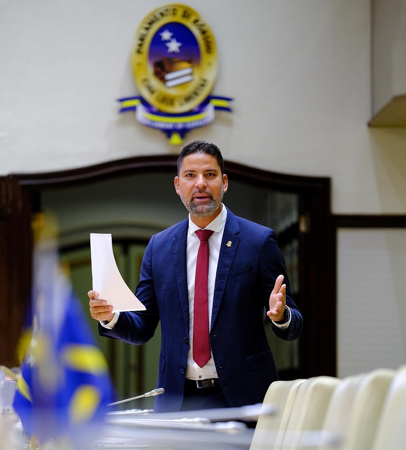 Education remains a low priority for Cabinet Pisas II, according to Steven Croes MP