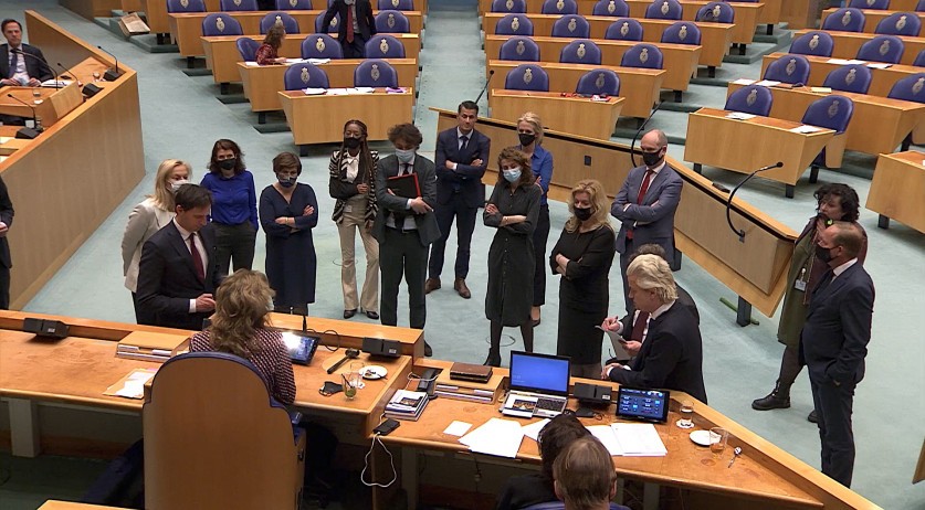 NL: Aggression spilling into MP's private lives; Some choosing to hold opinions back