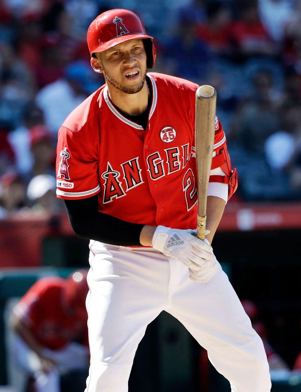 Andrelton Simmons Leads Historic Win for Dorados de Chihuahua with Five Hits