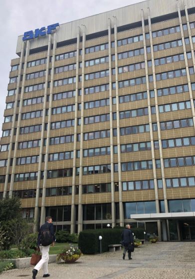 Sweden's SKF to shift automation into higher gear as markets flag