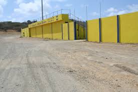 Prisoners paint the Jong Holland football club