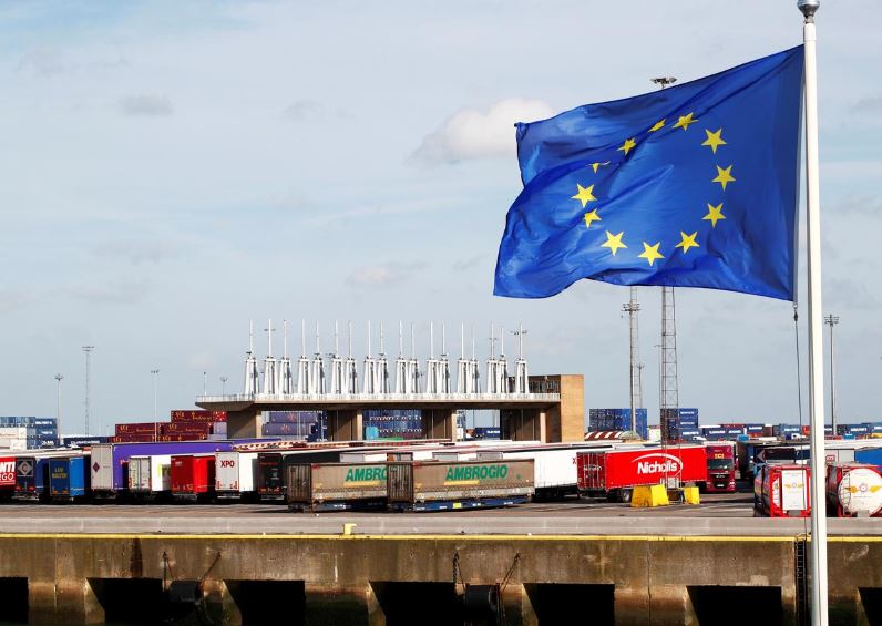 EU leaves options open in French trade dispute with U.S