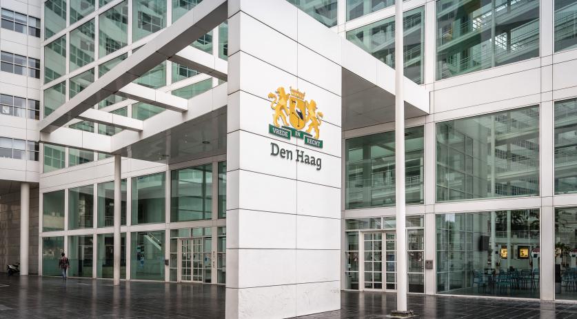 Political coalition in The Hague collapses after talks with opposition leader De Mos