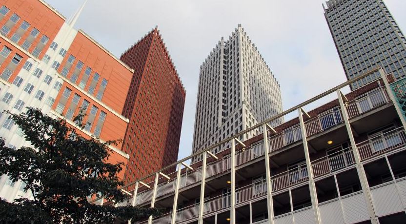 Netherlands still at high risk of a terrorist attack; Young people radicalizing online