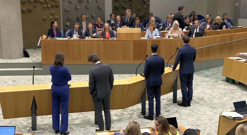 Confidence in Dutch Cabinet increased, especially among voters with lower education