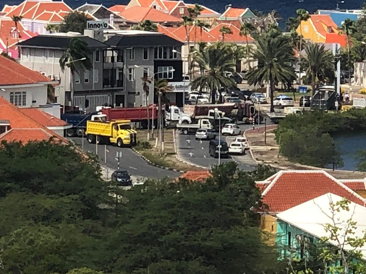 Trucks block Ruyterkade in protest against fuel price increases