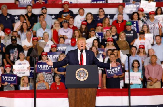 Unbowed, Trump intensifies attacks on four Democratic congresswomen