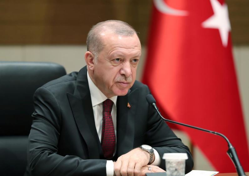 Turkey hits back after Syrian shells kill Turkish troops