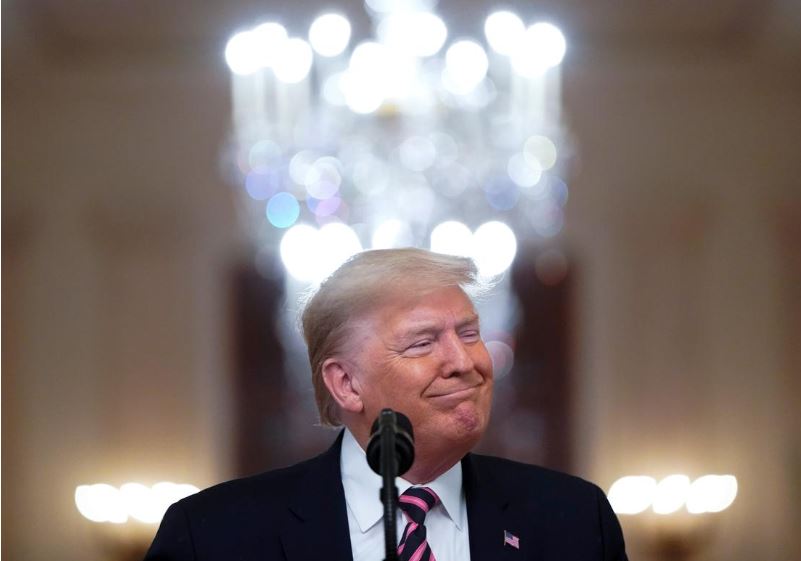 U.S. appeals court throws out Democrats' lawsuit challenging Trump businesses