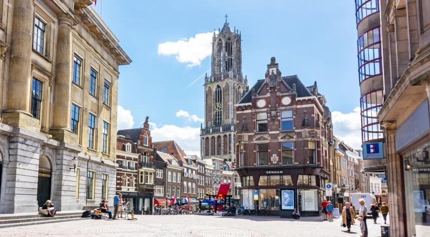 Utrecht willing to help pay to change surnames linked to slavery