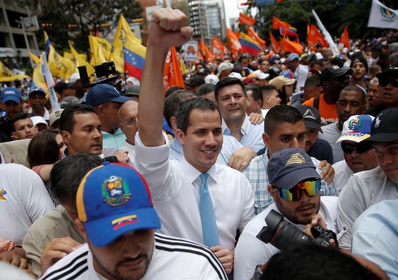 Venezuelan riot police block opposition march on congress
