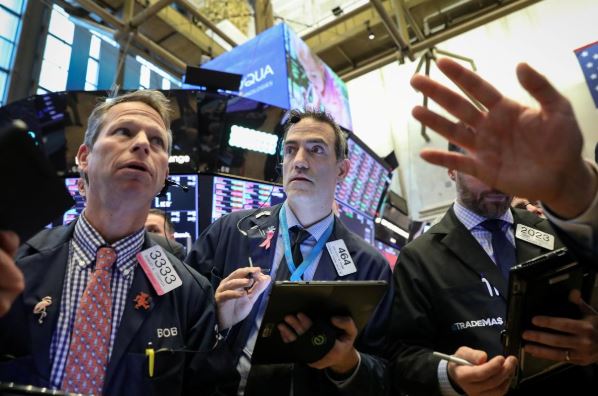 Wall Street Week Ahead: Lower rates could boost housing stocks, but risks remain